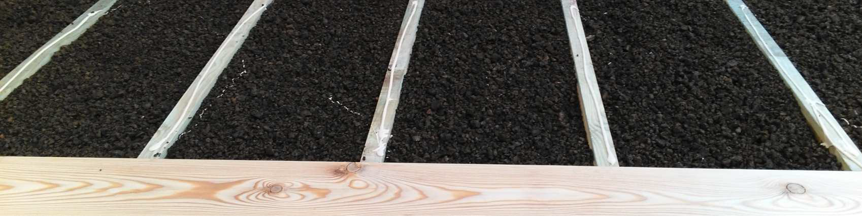 Döşeme boşluklarının granülat ile doldurulması